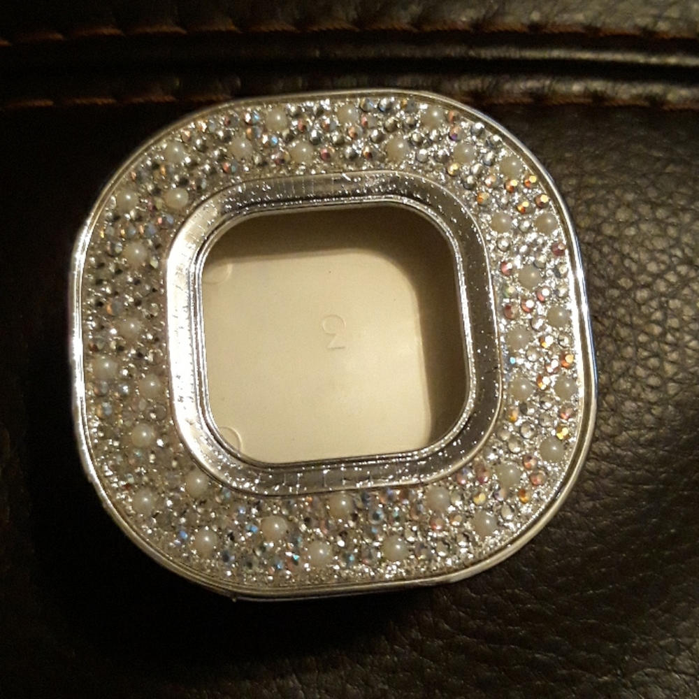 SOLD Wallflower Plug, Soap Holder, & Car Visor Clip - Picture 8 of 10